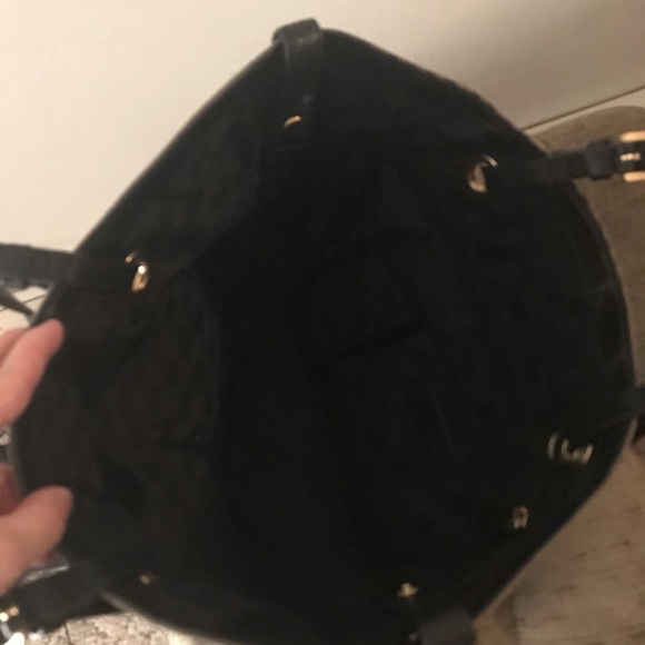 Authentic Mk - Picture 3 of 4